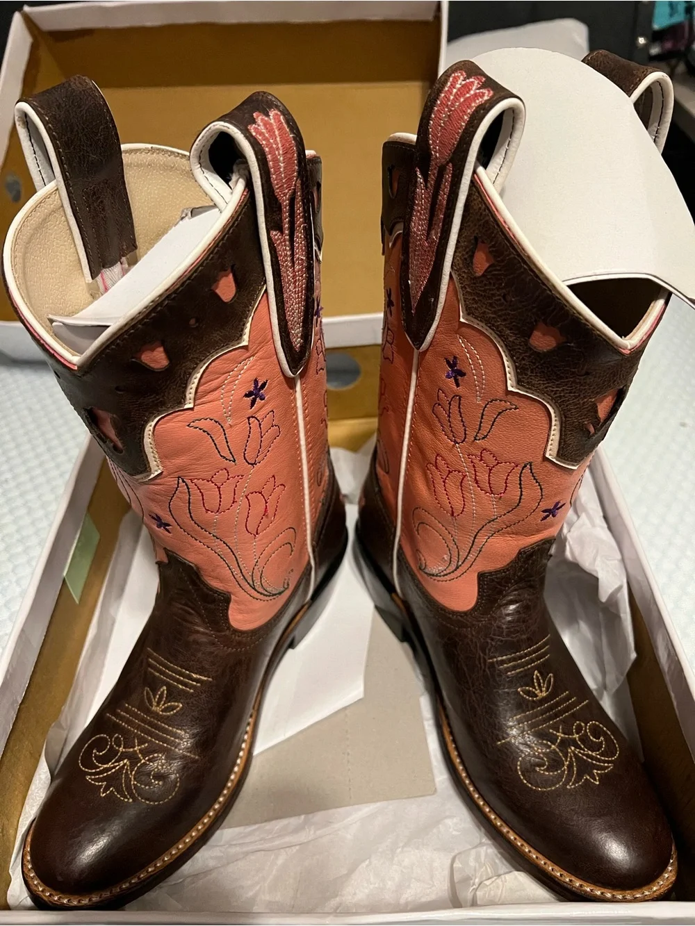 Classic Western youth girl Brown and Pink Embroidered Cowboy Boots
